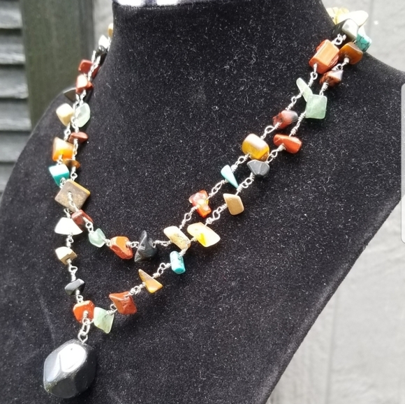 VINTAGE LAYERED SILVERTONE WIRE WRAPPED GENUINE GEMSTONE MEDLEY NECKLACE - Picture 2 of 6